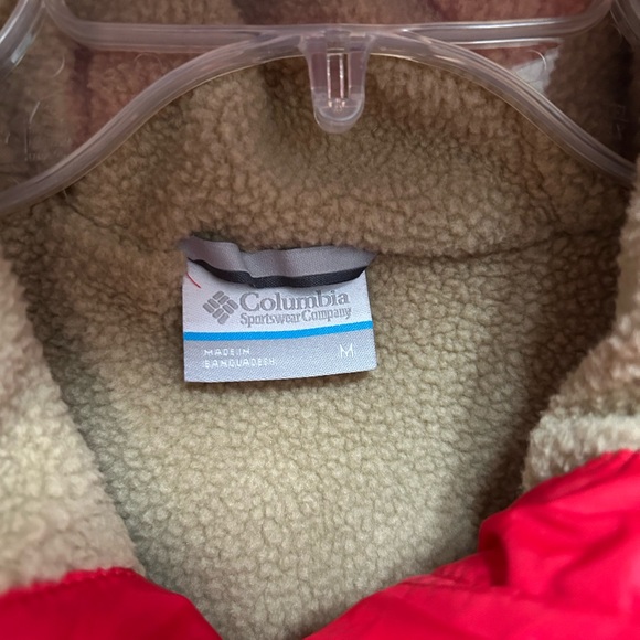 NWOT Columbia fleece lined rain coat. Medium. - Picture 2 of 6